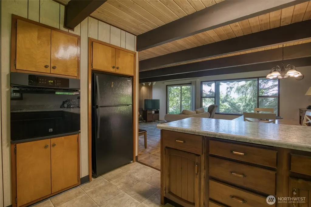 2782 State Route 109 Ocean Shores WA 98569