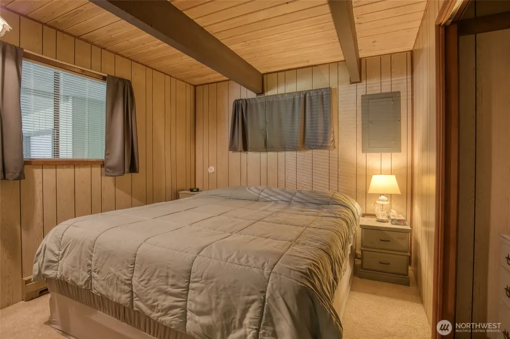 2782 State Route 109 Ocean Shores WA 98569