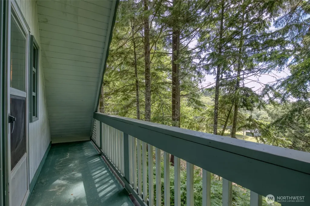 2782 State Route 109 Ocean Shores WA 98569