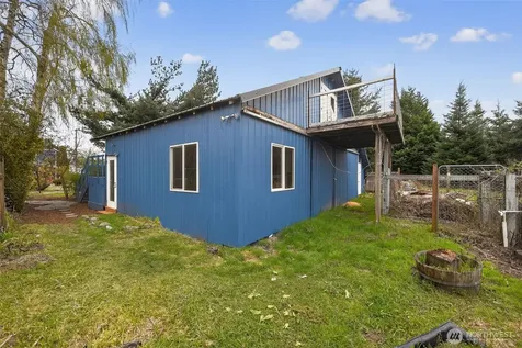 6502 48th Street E Puyallup WA 98371