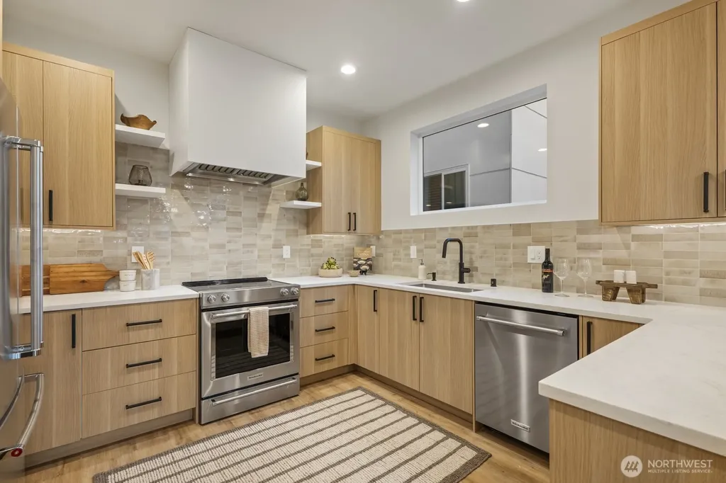 2769 59th Avenue SW Seattle WA 98116