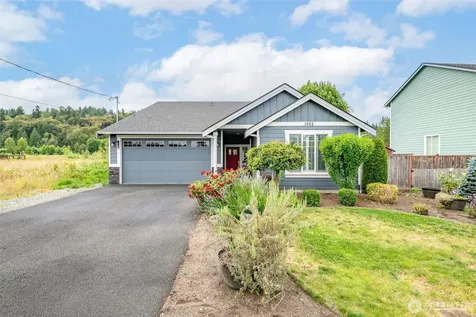 1502 12th Avenue SE Puyallup WA 98372