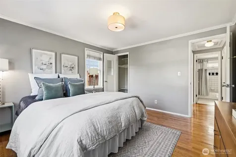 8257 Interlake Avenue N Seattle WA 98103