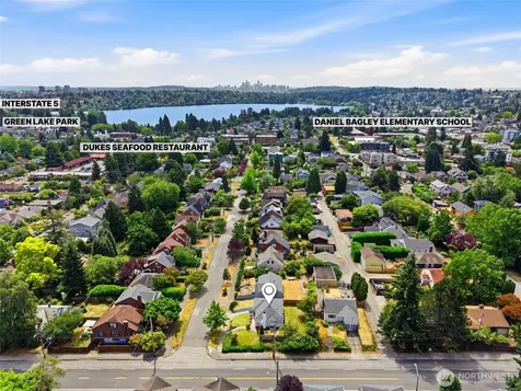 8257 Interlake Avenue N Seattle WA 98103