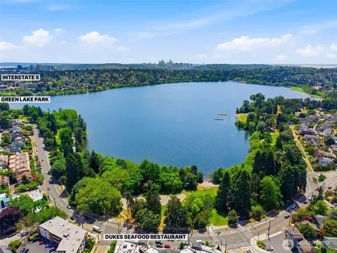 8257 Interlake Avenue N Seattle WA 98103