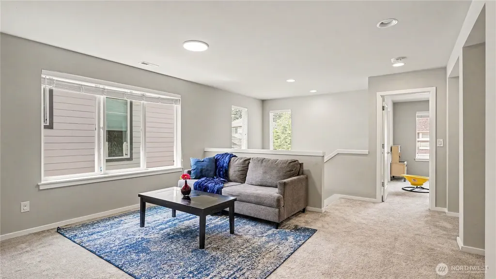 24045 SE 258th Way Maple Valley WA 98038