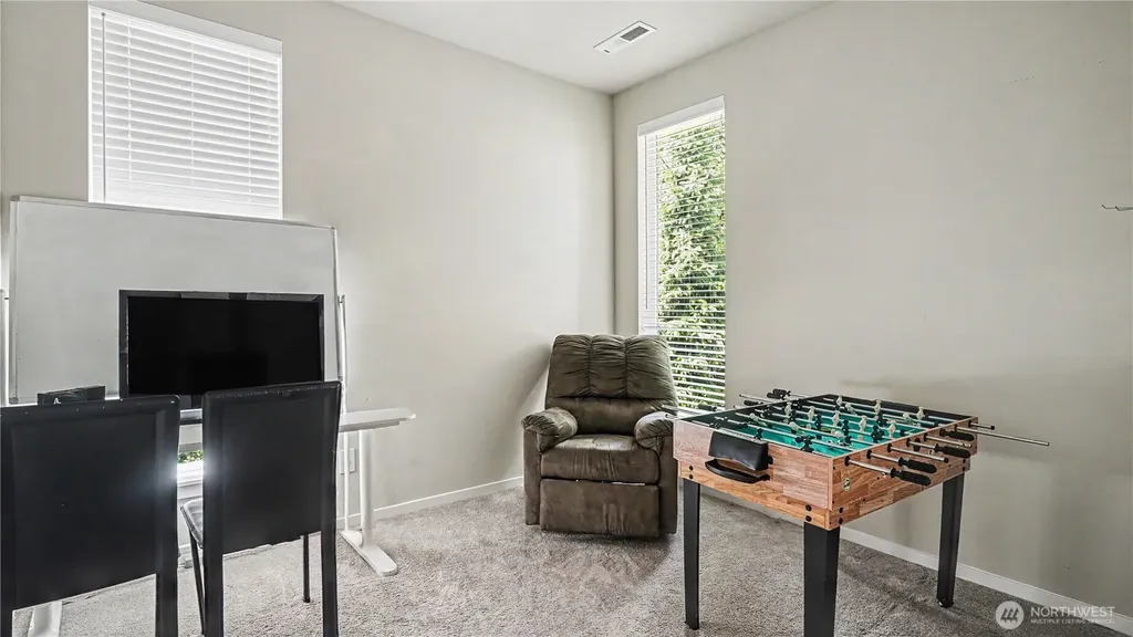 24045 SE 258th Way Maple Valley WA 98038