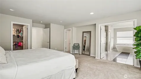 24045 SE 258th Way Maple Valley WA 98038