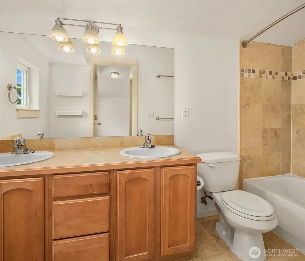 1406 N Northgate Way Seattle WA 98133