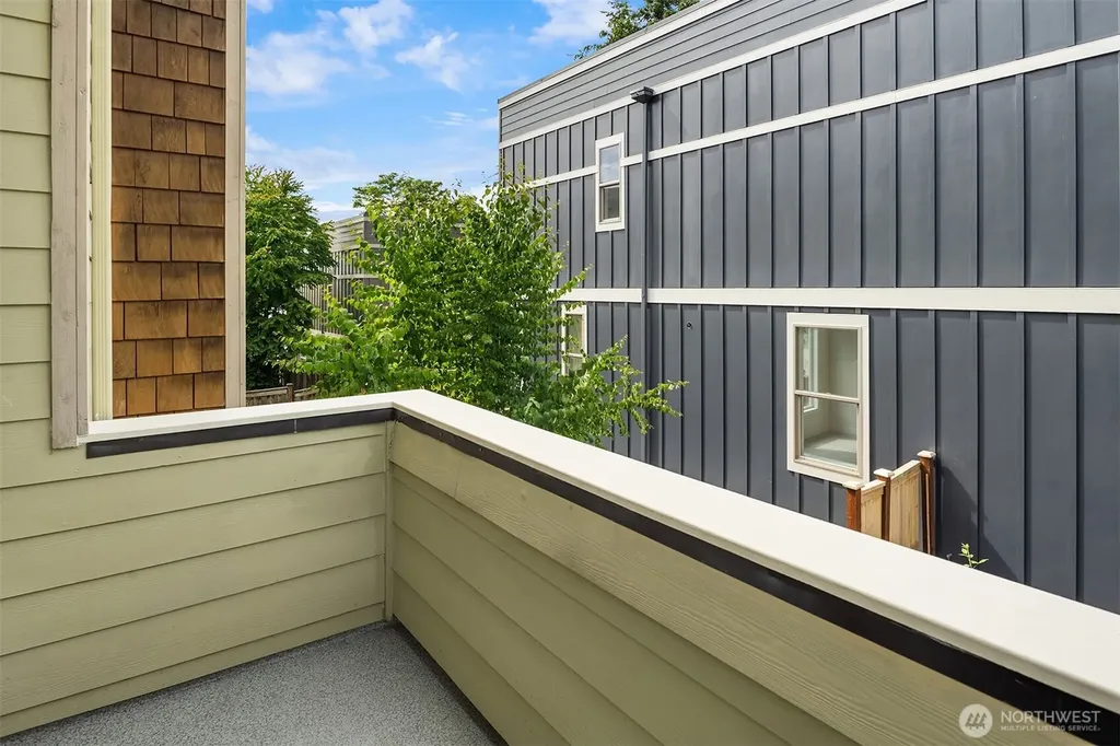 1406 N Northgate Way Seattle WA 98133