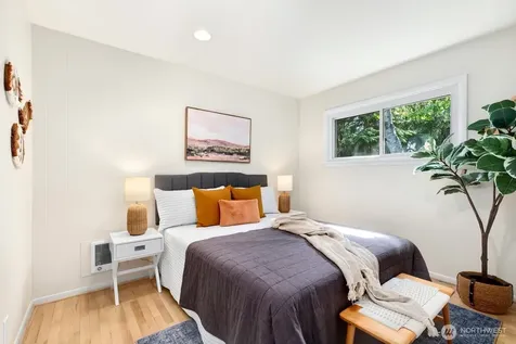 9348 32nd Avenue SW Seattle WA 98126