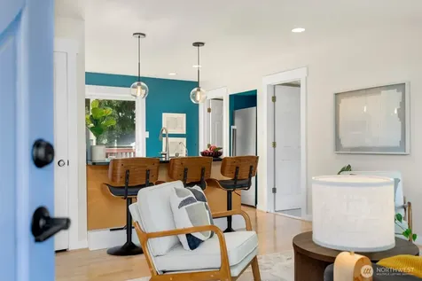 9348 32nd Avenue SW Seattle WA 98126