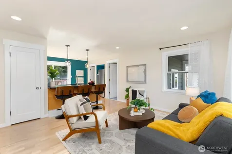 9348 32nd Avenue SW Seattle WA 98126