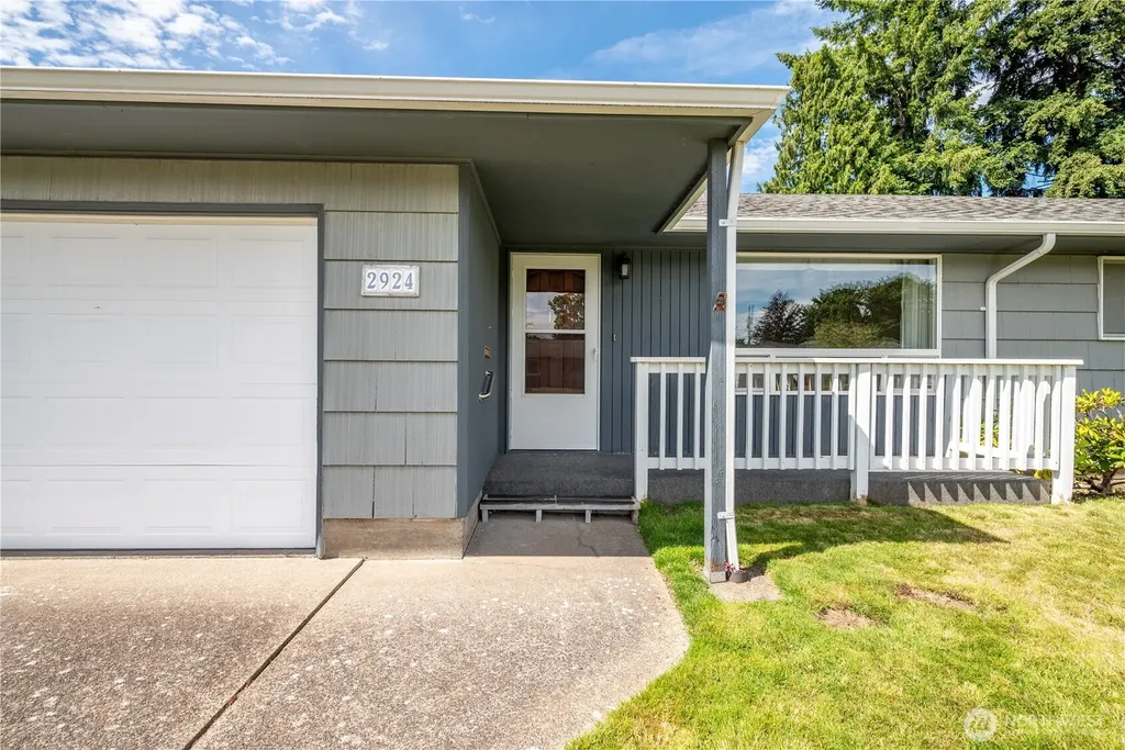 2924 Magnolia Street Longview WA 98632