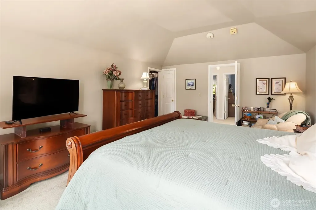 3121 206th Place SW Lynnwood WA 98036