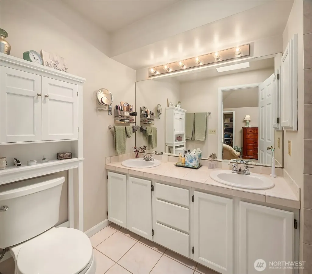 3121 206th Place SW Lynnwood WA 98036