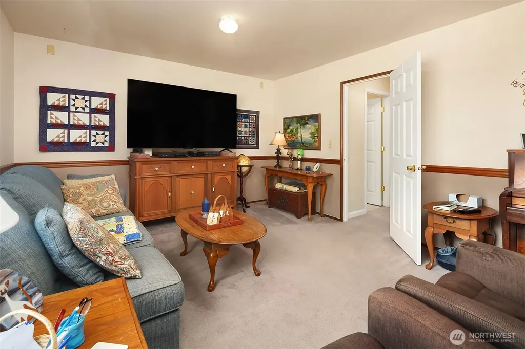 3121 206th Place SW Lynnwood WA 98036