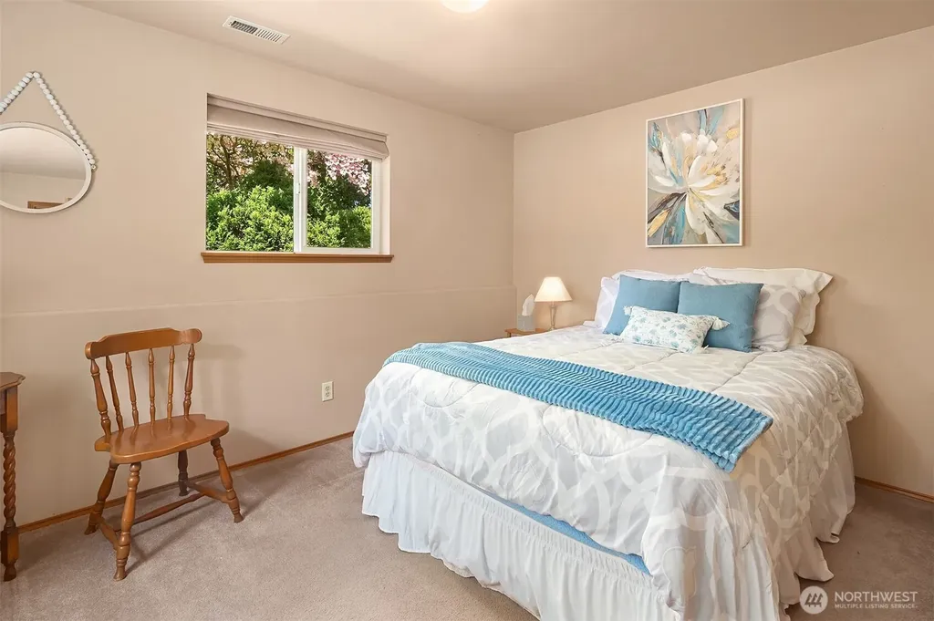 3121 206th Place SW Lynnwood WA 98036