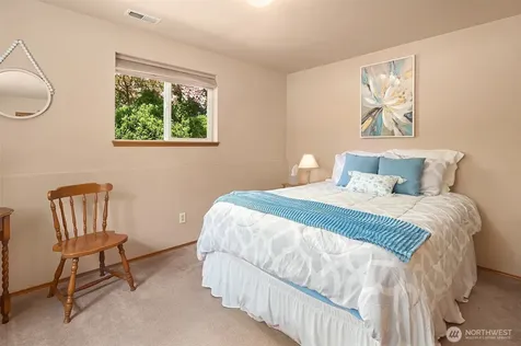 3121 206th Place SW Lynnwood WA 98036