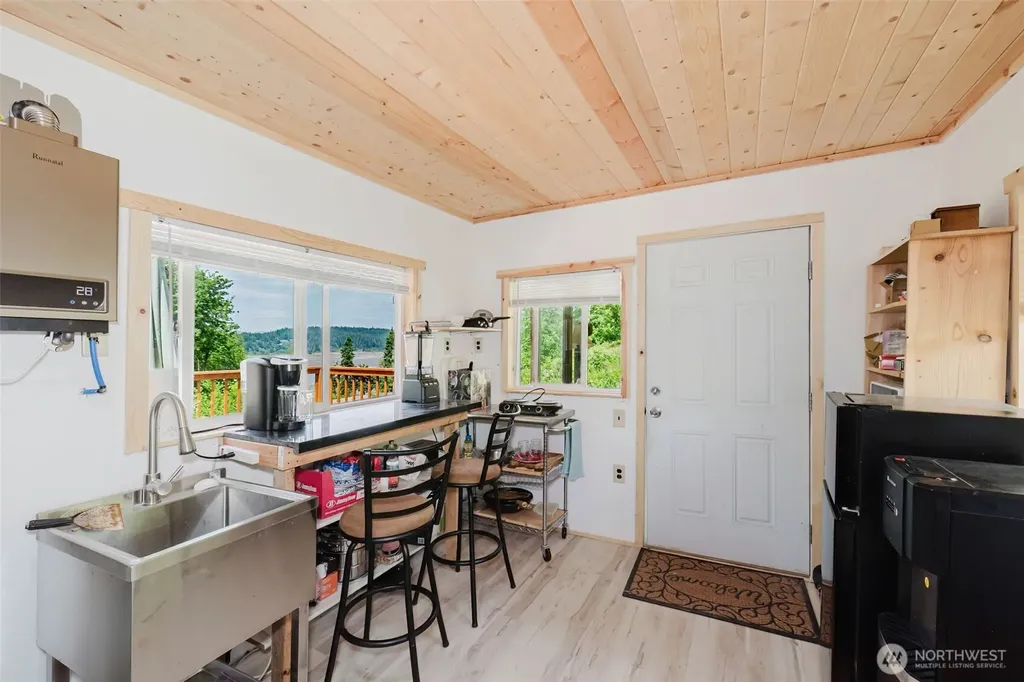 200 E Cove Drive Belfair WA 98528
