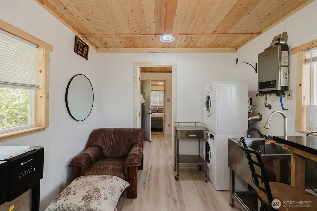 200 E Cove Drive Belfair WA 98528