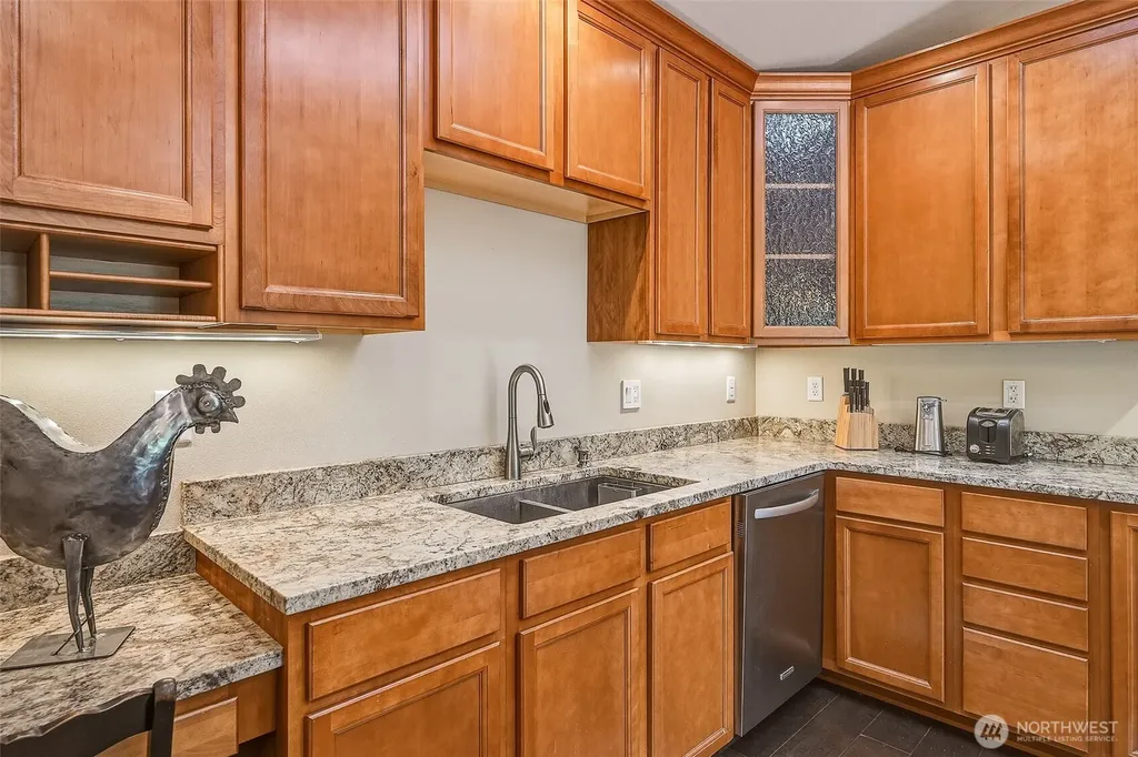 1226 NE Ballinger Place Shoreline WA 98155