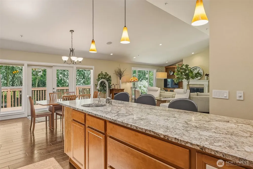 1226 NE Ballinger Place Shoreline WA 98155