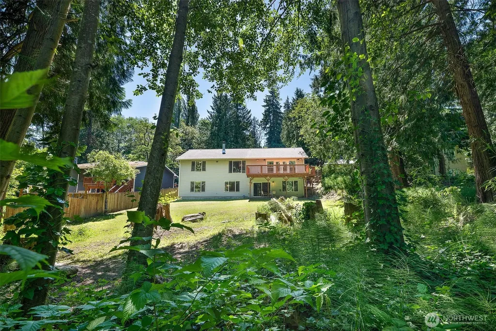 1226 NE Ballinger Place Shoreline WA 98155