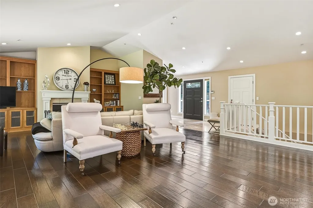 1226 NE Ballinger Place Shoreline WA 98155