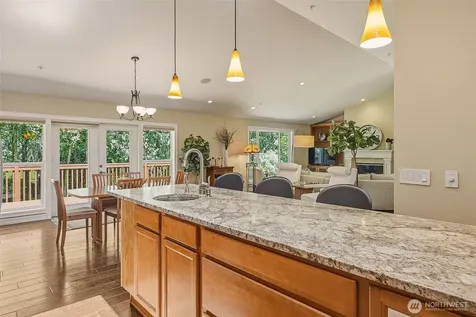 1226 NE Ballinger Place Shoreline WA 98155