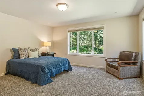 1226 NE Ballinger Place Shoreline WA 98155
