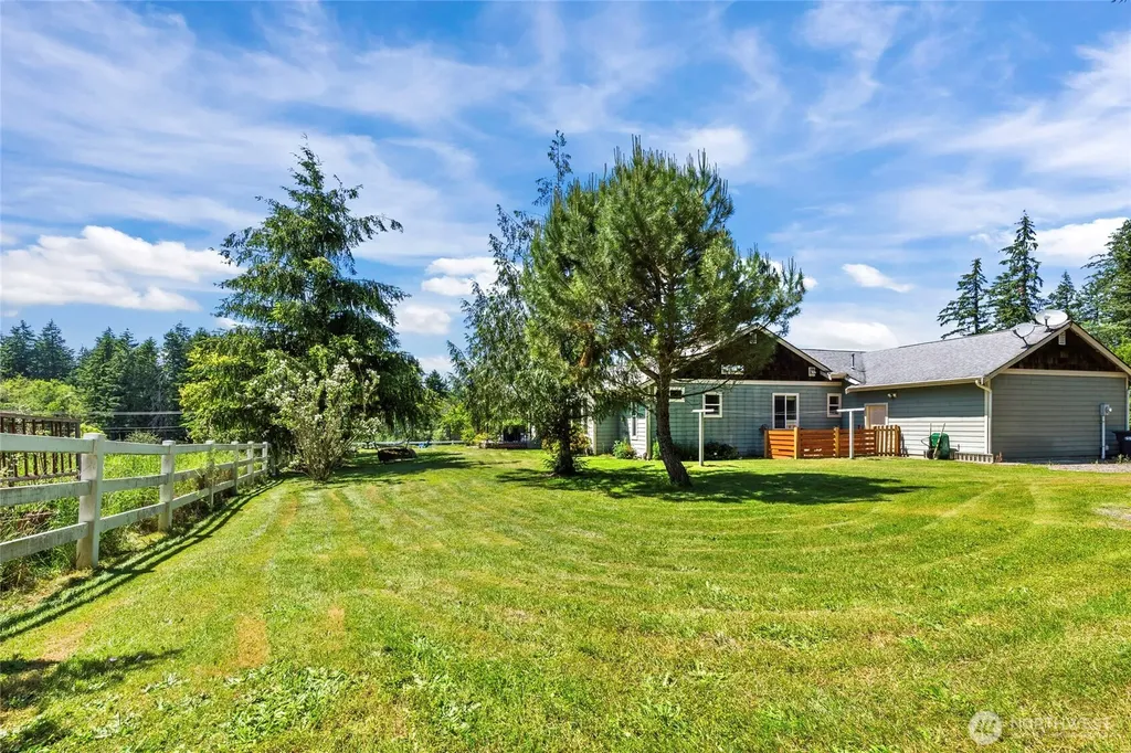 14623 66th Avenue E Puyallup WA 98375