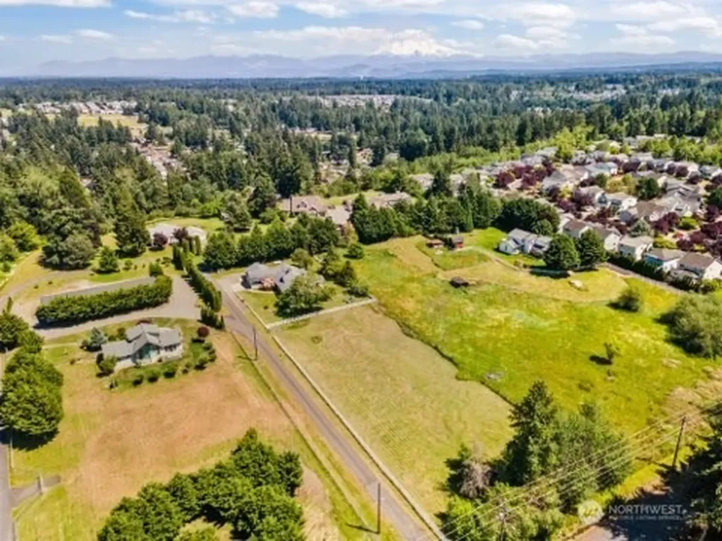 14623 66th Avenue E Puyallup WA 98375