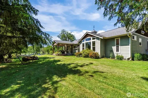 14623 66th Avenue E Puyallup WA 98375