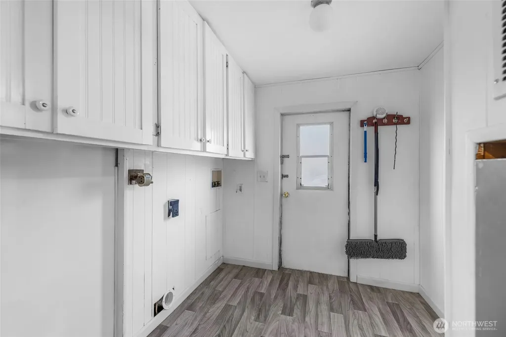 700 NW Crosby Avenue Oak Harbor WA 98277