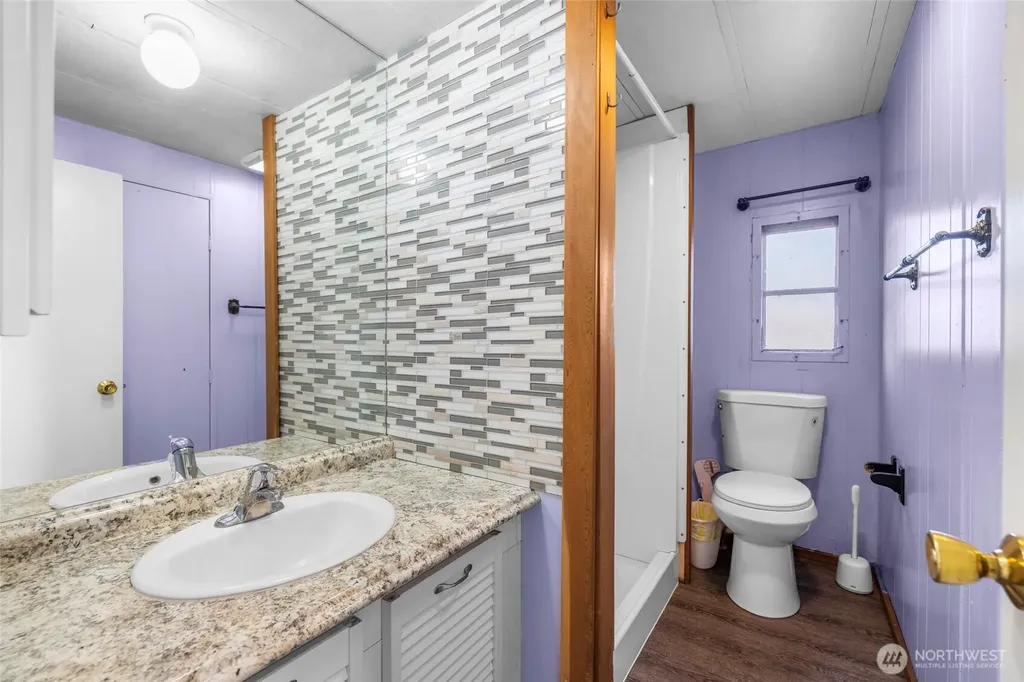 700 NW Crosby Avenue Oak Harbor WA 98277