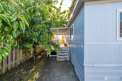 700 NW Crosby Avenue Oak Harbor WA 98277