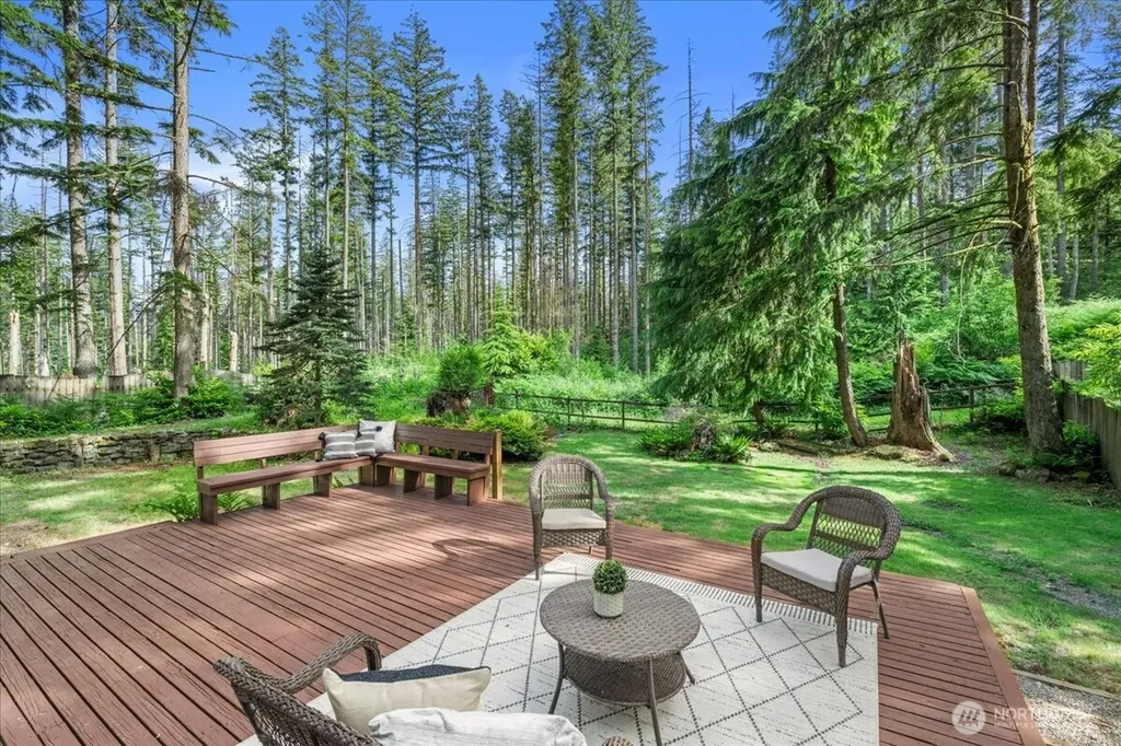 42723 SE 175th Place North Bend WA 98045