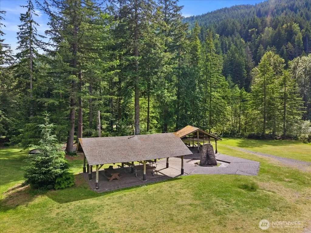 42723 SE 175th Place North Bend WA 98045