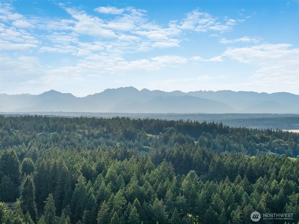7077 NE Ridge Lane Bainbridge Island WA 98110