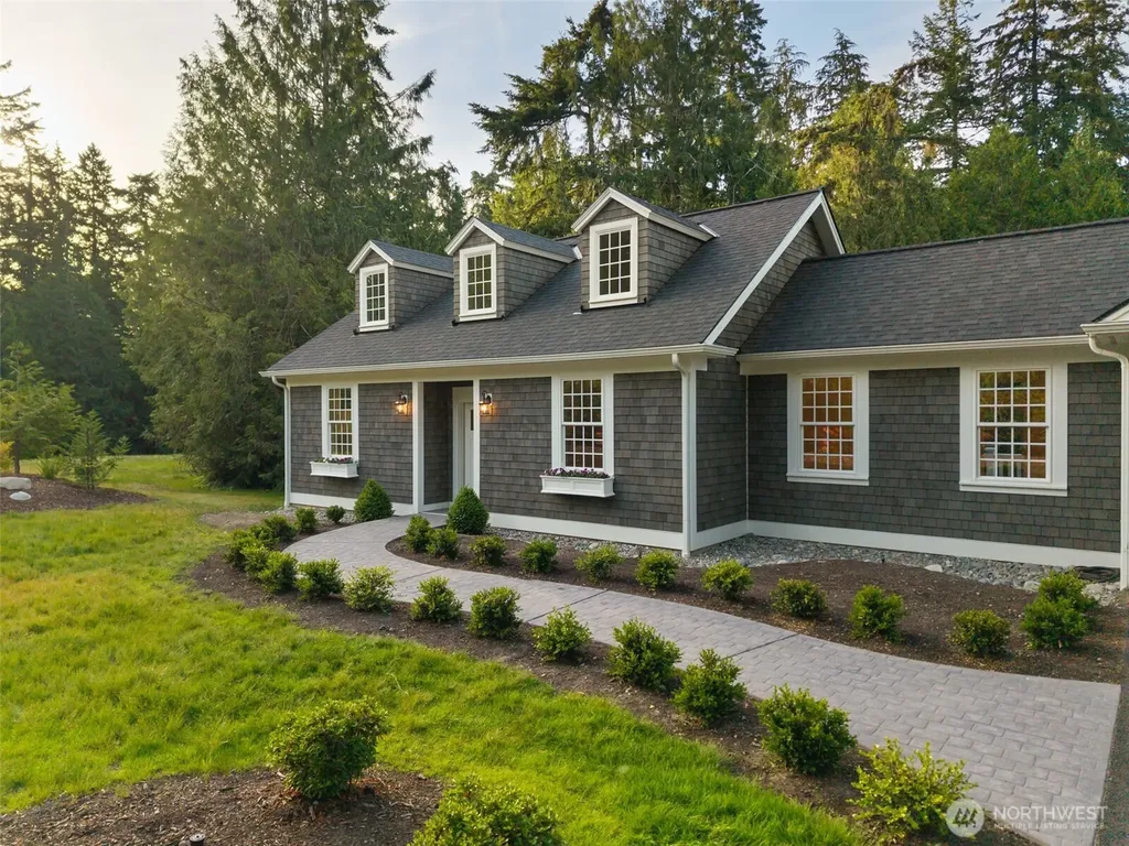 7077 NE Ridge Lane Bainbridge Island WA 98110