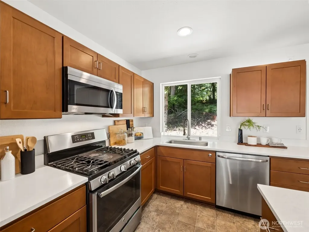 3815 47th Street NW Gig Harbor WA 98335
