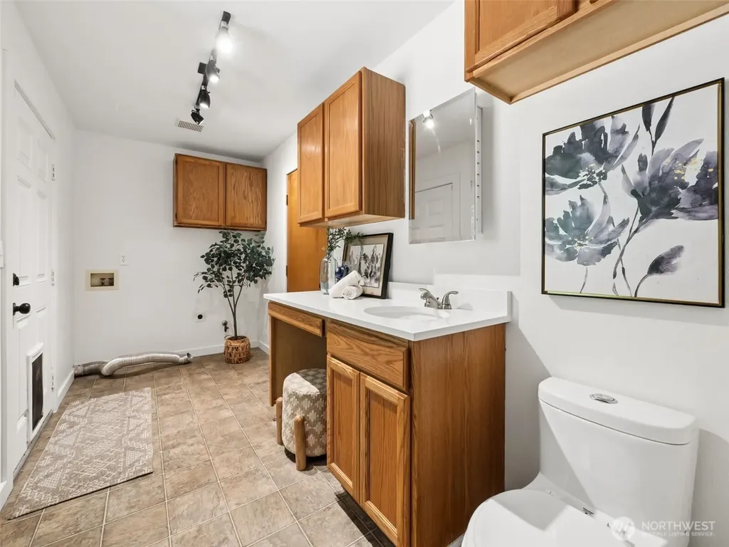 3815 47th Street NW Gig Harbor WA 98335