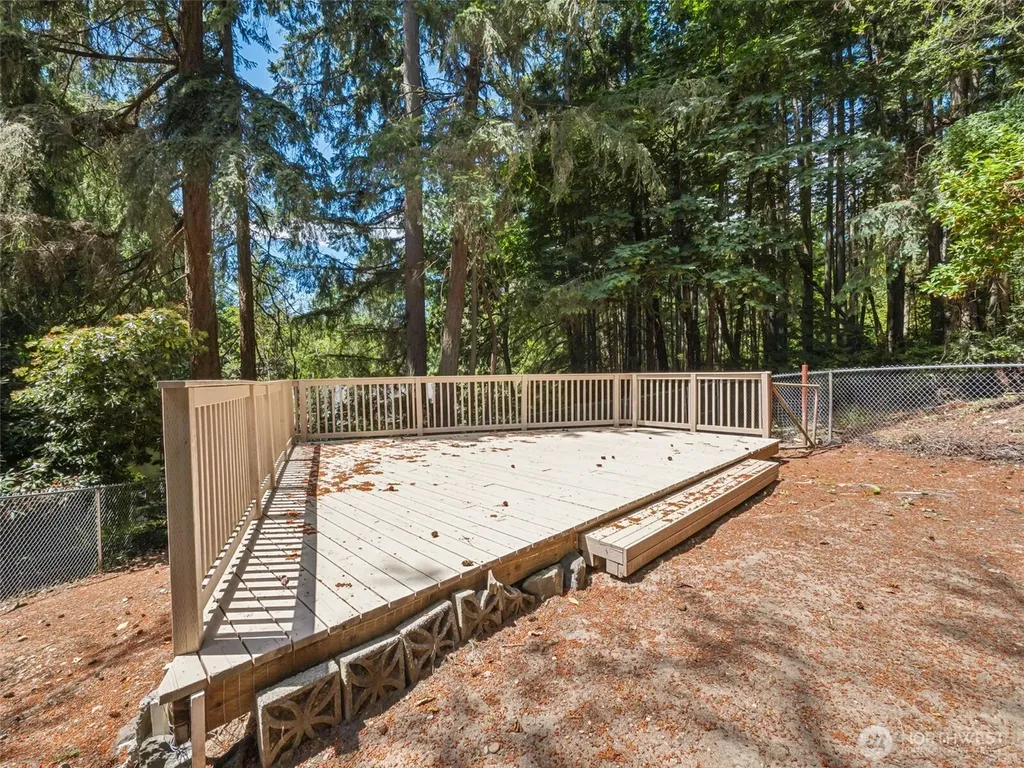 3815 47th Street NW Gig Harbor WA 98335