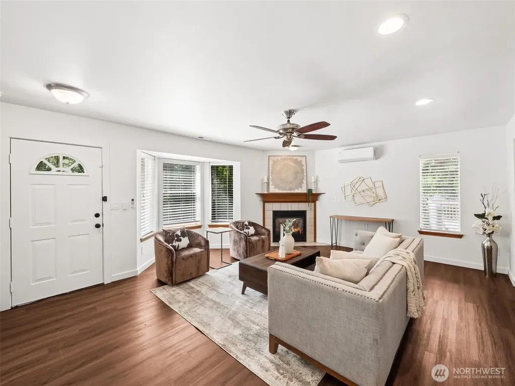 3815 47th Street NW Gig Harbor WA 98335