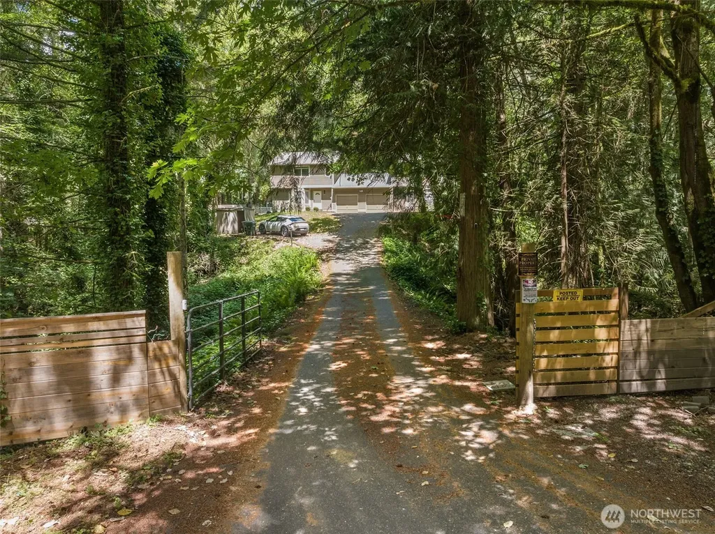 3815 47th Street NW Gig Harbor WA 98335