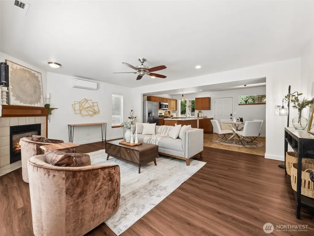 3815 47th Street NW Gig Harbor WA 98335