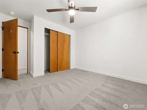 3815 47th Street NW Gig Harbor WA 98335