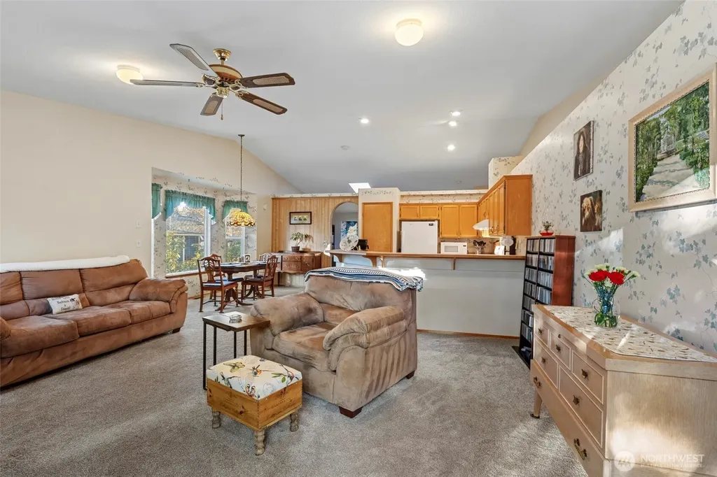 10626 25th Place NE Lake Stevens WA 98258