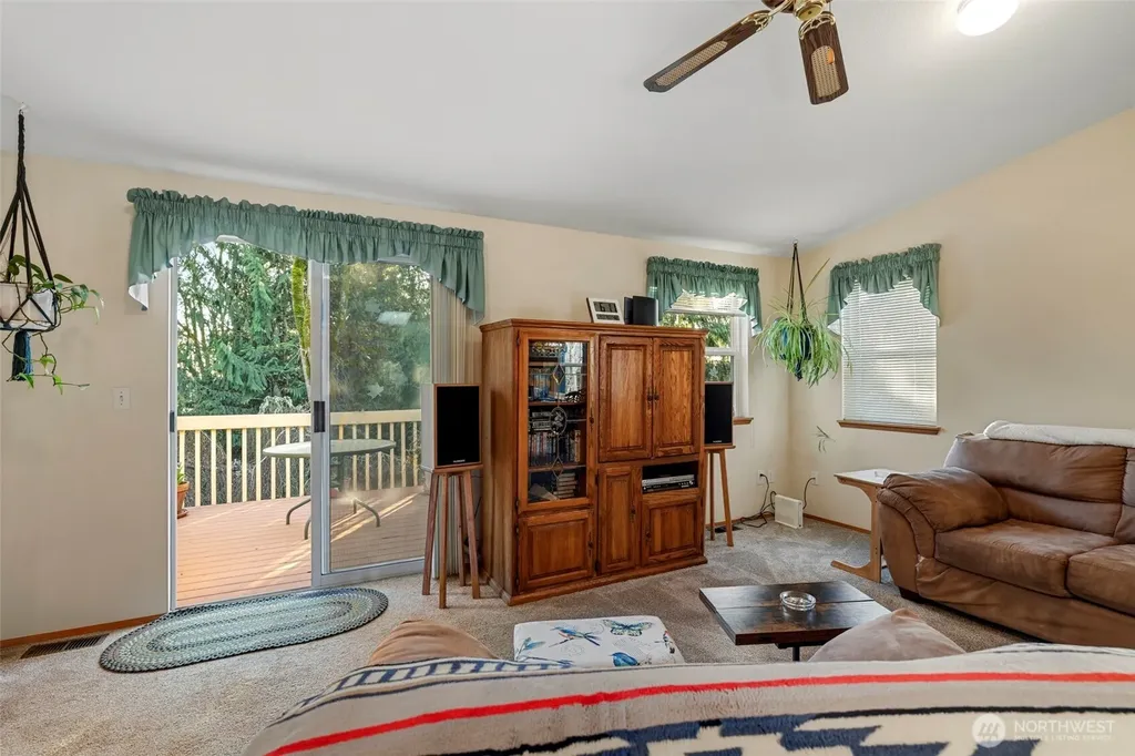 10626 25th Place NE Lake Stevens WA 98258